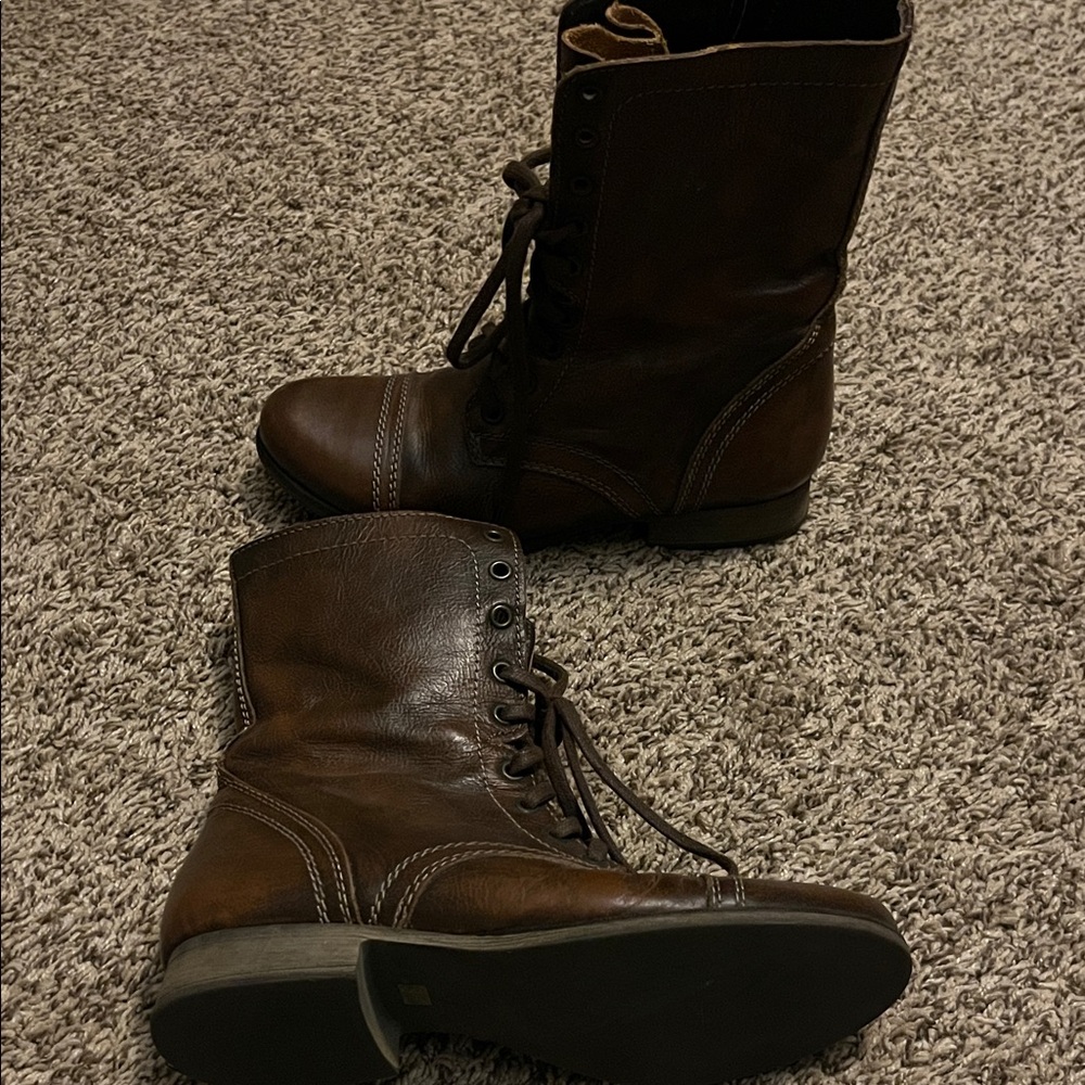 Brown Lace-Up Leather Boots
